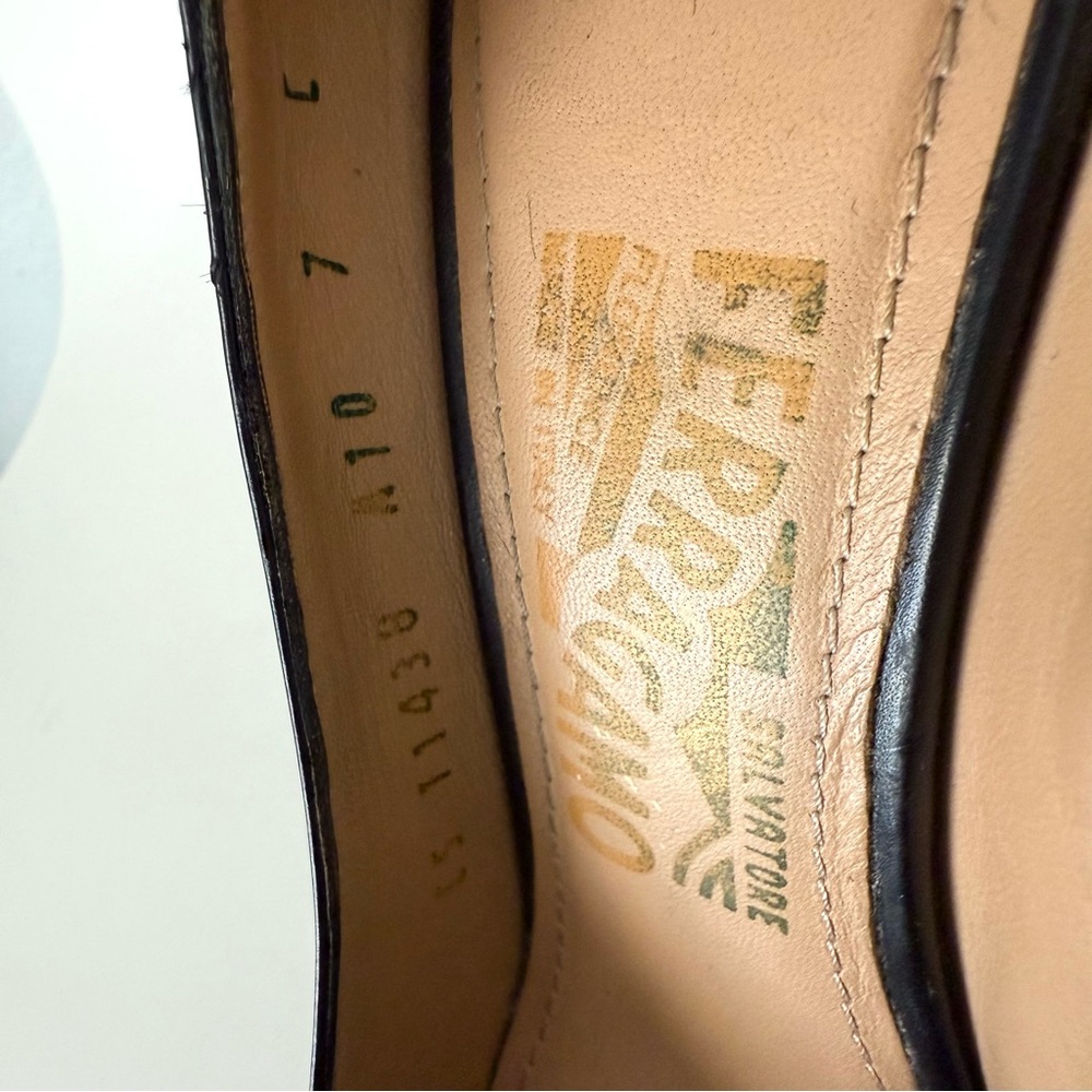 Salvatore Ferragamo Runa 100 Double Bow Leather Stiletto Heel Pointed Toe Pumps - Picture 11 of 14